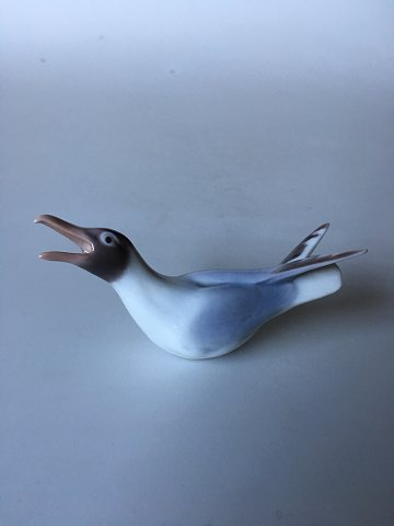 Royal Copenhagen Figurine - Seagull Crying No. 429 / BG No. 1809