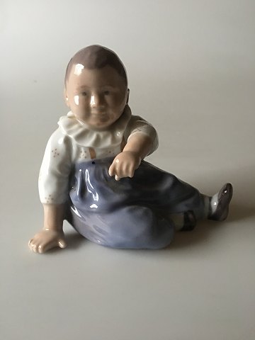 Royal Copenhagen Figurine Sitting Child No 1517