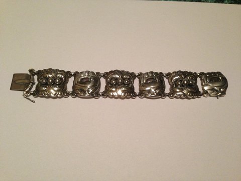 Georg Jensen Sterling Silver Bracelet with Doves and Silver pearls No 32