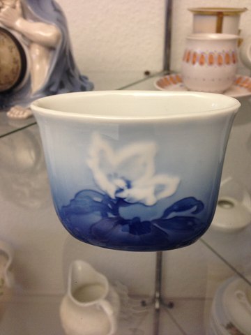 Bing and Grondahl Christmas Rose Tooth Pick Holder No. 369