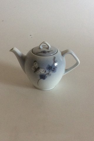 Royal Copenhagen Art Nouveau Mini Tea Pot No 2322/9136