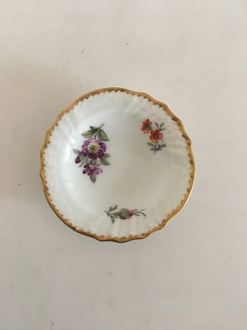 Royal Copenhagen Saxon Flower Caviar Dish No. 1505