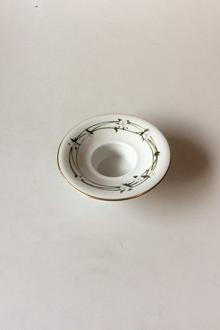 Royal Copenhagen Christmas Candlestick 2005 No.948