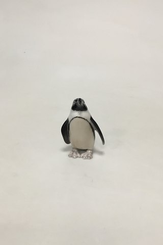 Bing and Grondahl Figurine of Penguin No. 1821