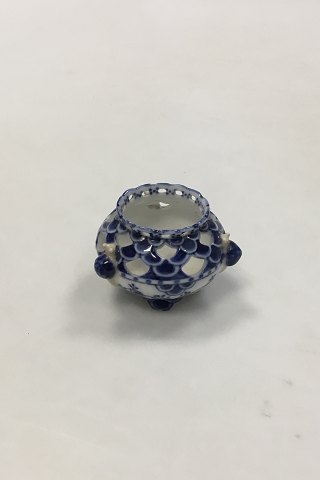 Royal Copenhagen Blue Fluted Full lace Vase with Snails No 1045