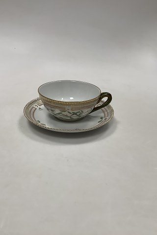 Royal Copenhagen Flora Danica Tea cup/saucer No 081+082 or 3630
