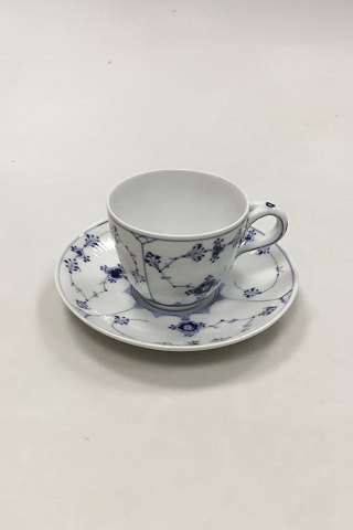 Royal Copenhagen Blue Fluted Plain Coffee Cup No.82