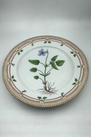 Royal Copenhagen Flora Danica Dinner Plate No. 20/3549