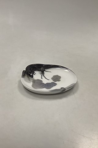 Royal Copenhagen Lizard and dragonfly Dish No 552/287
