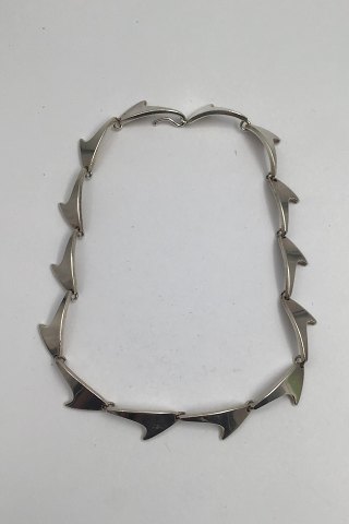 Bent Knudsen Sterling Silver Necklace shark fin (14 link)