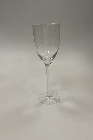 Kosta Boda Line Red Wine Glass