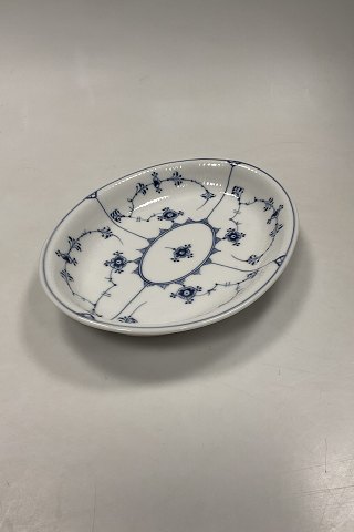 Royal Copenhagen Blue Fluted Plain Salat Bowl No. 24