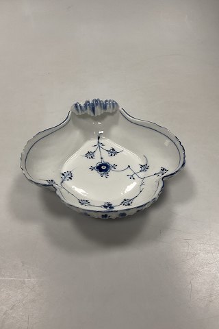 Bing and Grøndahl Blue Traditionel clam Bowl No. 42