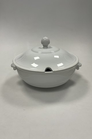 Royal Copenhagen White Magnolia Glazed Lidded Bowl No. 173 / 174