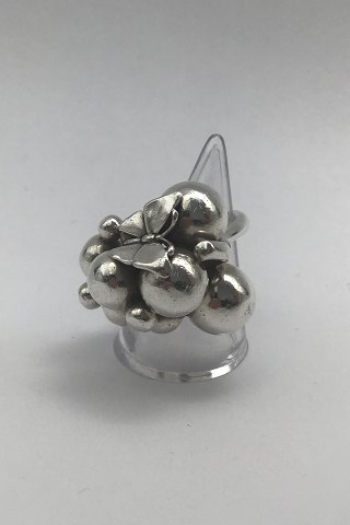 Georg Jensen Sterling Silver Moonlight Grapes Ring (Butterfly)