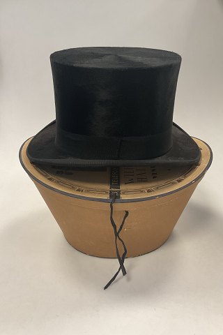 Old High Hat of Mole Skin