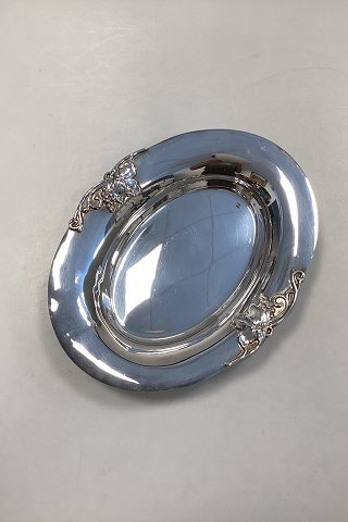 Hugo Grün Oval Silver Plated Tray