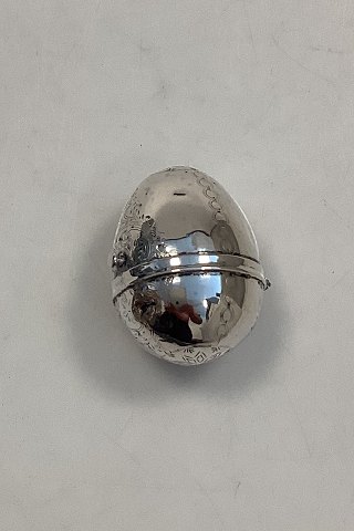 Antique egg-shaped pill box/ snuff box in silver