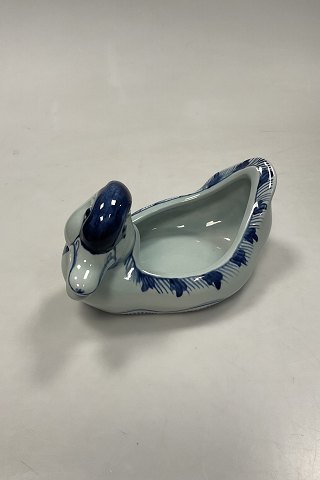 Royal Copenhagen Blue Tranquebar Bonbonniere Duck without lid No 3043/1058
