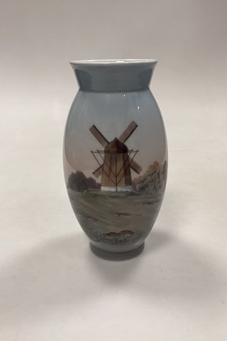 Bing & Grondahl Vase with Mill No. 695/5420