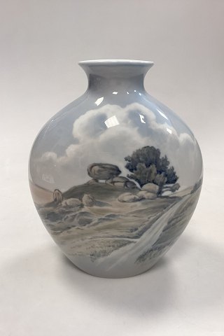 Bing and Grondahl Art Nouveau Vase No. 8776/506