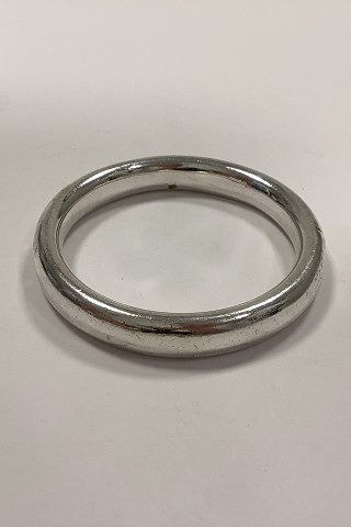 Modern Armring Bangle in Silver