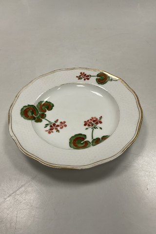Royal Copenhagen Art Nouveau Pattern No. 225 Geranium Lunch Plate No. 2031