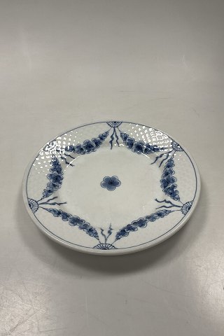 Bing and Grondahl Empire Hotel Lunch Plate No. 1007 Wear