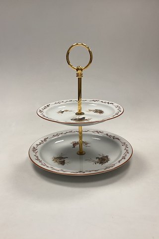 Mads Stage Hunting Dinnerware Cake Stand