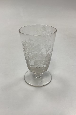 Red wine deer glass from Kastrup Glassworks
