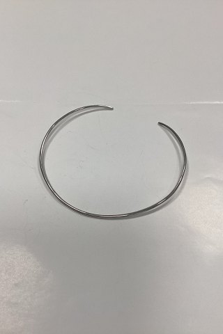 Modern Open Neckring in unmarked silver