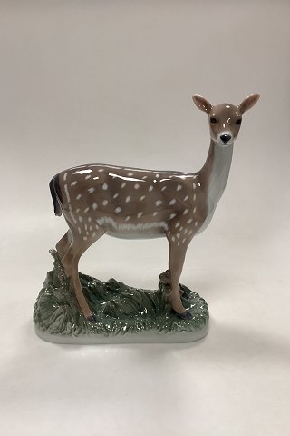 Royal Copenhagen Figurine - Fallow Deer Doe No. 465