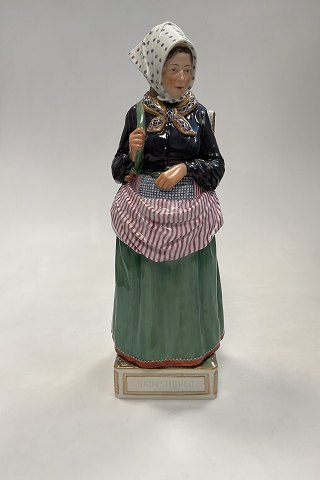 Royal Copenhagen Overglaze figurine Skovshoved Girl No. 12171