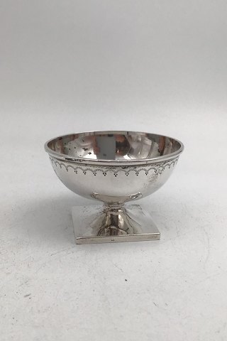 Theodore B. Starr, New York Sterling Silver Saltcellar
