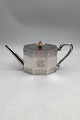 Thomas Bradbury & Sons (Sheffield) Sterling Silver Tea Pot